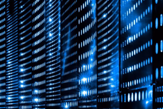 Luces azules en infraestructura de computación avanzada
