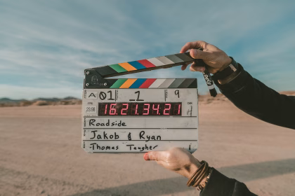 Cámara de cine preparada para una grabación audiovisual