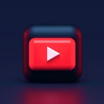 Iconos de redes sociales en una pantalla de móvil