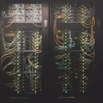 Infraestructura de servidores para computación de inteligencia artificial