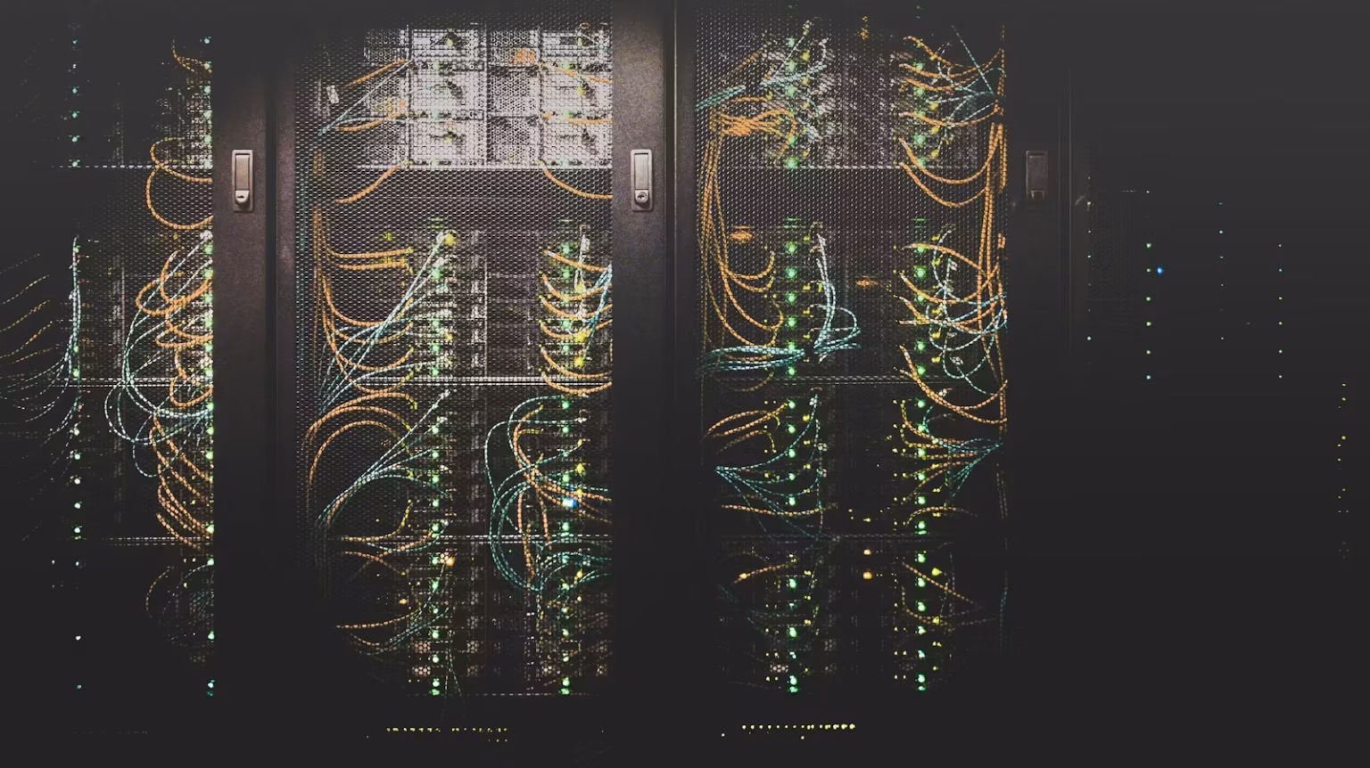 Centro de datos y servidores, imagen asociada a supercomputación e inteligencia artificial.